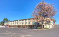 Redmond Inn Отели в г. Редмонд