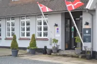 Refborg Hotel Отели в г. 