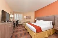 Holiday Inn Express & Suites ELK GROVE CENTRAL - HWY 99 by IHG - Parking