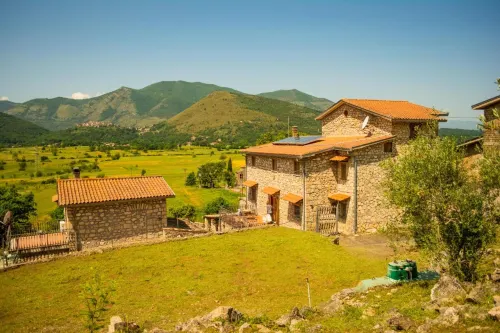 Villa la Voce Del Vento Hotels in Pastena