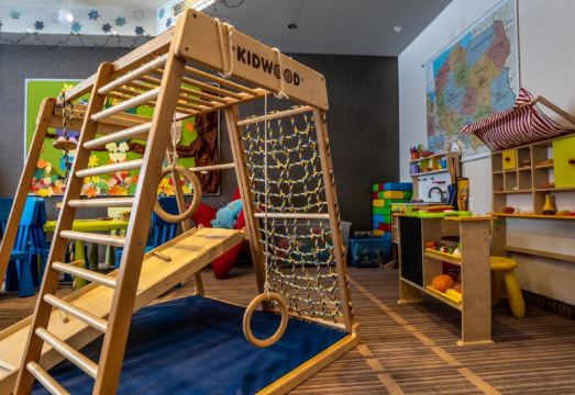 호텔 & 스파 차르니 그론