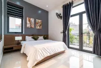 Peaceful House Hostel Отели в г. Донг Хой