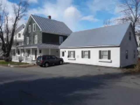 陸龜青年旅社 酒店