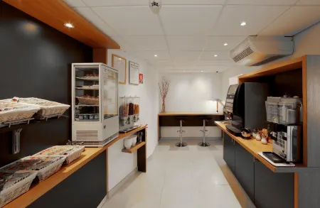 In Hotel Nancy Frouard Отели в г. Буксьер-о-Дам