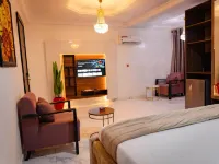 247 Luxury Hotel Hotel dekat Nike Art Gallery Lekki Phase I Lagos