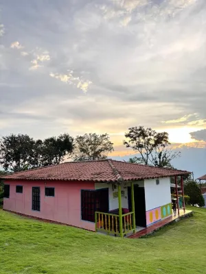 Finca Vacacional Guanani Hotels near Chiquinquira Park