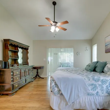 Canal-Front Retreat in Crystal River!