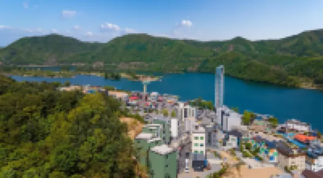 加平希爾泳池別墅酒店