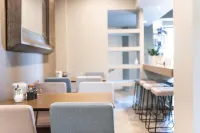Stamos Hotel