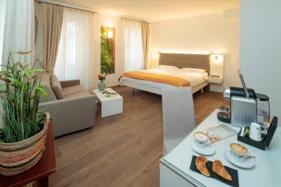 Hotel America