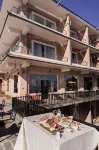 Hotel chautari pvt ltd - parkir