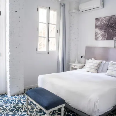 Abcyou Bed&Breakfast Hotels near Ruzafa