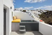 Allure Breeze Suites - Bed and Breakfasts