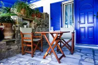 Dina Naxos Studios