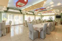 Apartments and Rooms Astoria Hotels in Podglavica