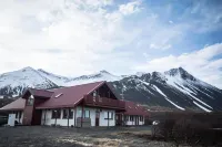 Hotel Hafnarfjall Hotel di 