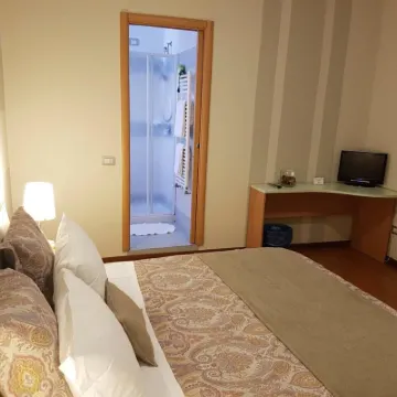Hotel Moniga Hotels near Desenzano Castle