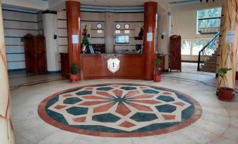 Fayoum Hotel - Hizvo