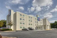 Motel 6 York, PA - North