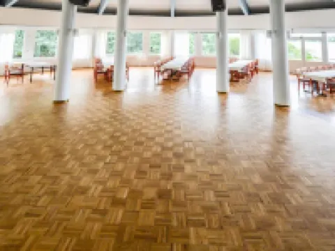 Hotel Sea Front โรงแรมในRaseborg