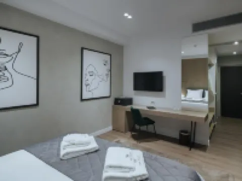 Park Plazza Hotels in Korce