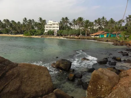 The Spring Holiday Отели рядом со станцией Mirissa Railway Station