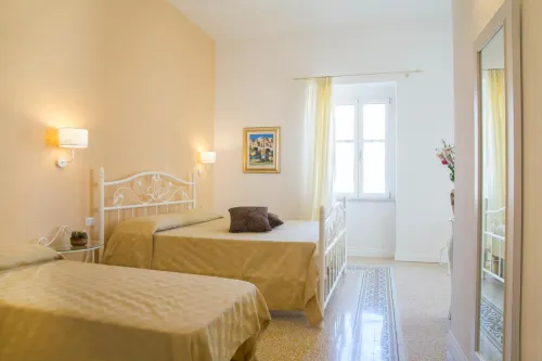 B&B Monsignore