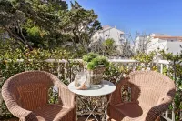 La Goleta Hotels in Llanca