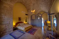 Mir Amin Palace
