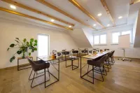 Hotel & Boarding House Schlosserwirt