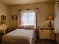 Historic Dow Hotel Hotels in Lone Pine