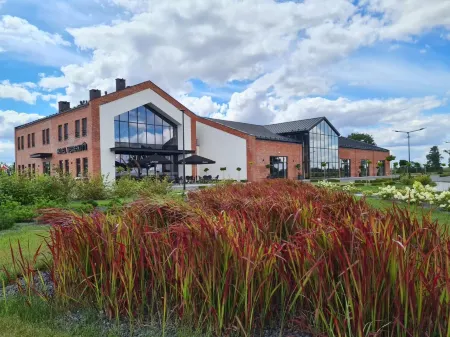 Hotel Węgierki Отели в г. Некля