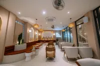 La Beaute Hotel - Quy Nhơn Hotels in Thi Nai