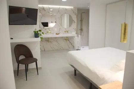 Gran Hotel Toledo Отели в г. Лусена-дель-Сид