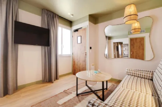 Hôtel Cocoon Hotels near Alstom ITC