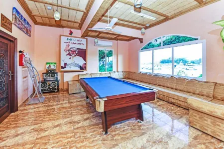 OYO 139 Al Ghadeer Hotel Apartments Отели в г. Al Mudayq