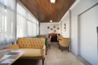 Galley Port Hotel