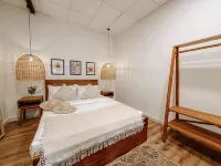Kickin' Surf Lodge Ξενοδοχεία στην πόλη Matara