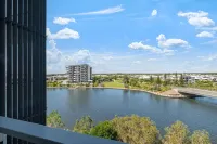 North Shore Oceanside Kawana - parking