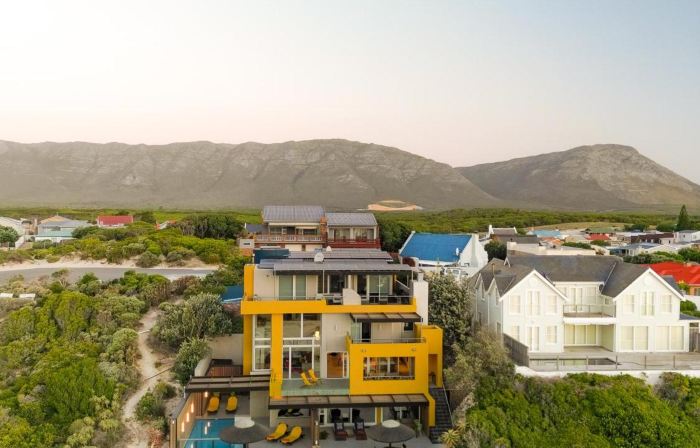 Crayfish Lodge Sea & Country Guest House