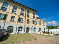 Bluelake Inn - Ostello Hotel a Olginate