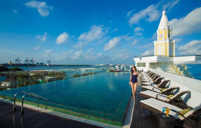 Fragrant Nature Kochi - A Five star Classified Hotel