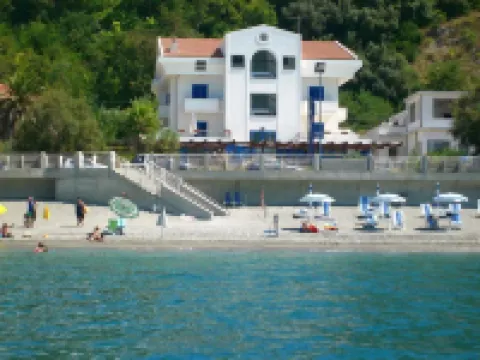 Sea Garden Hotel
