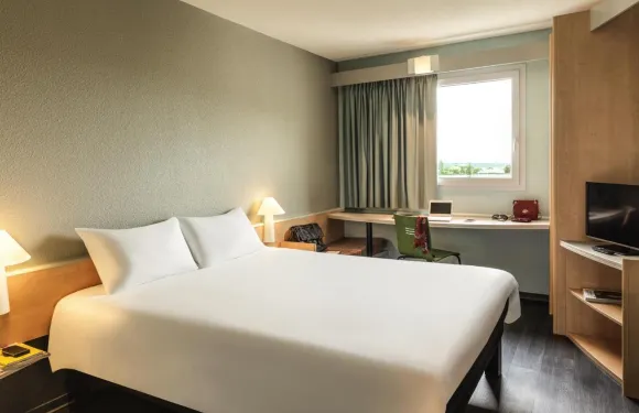 宜必思歐什酒店