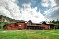 Spearfish Canyon Lodge Hotel a 