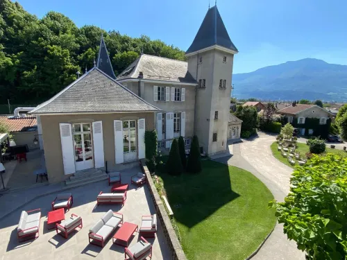 Chateau et Spa de la Commanderie Hotel a Echirolles