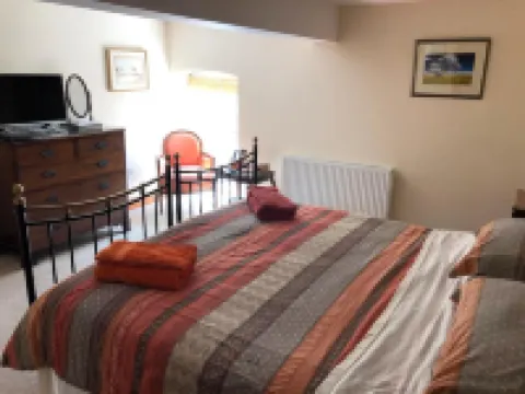 The Old Mill Bed and Breakfast Hoteles en Wareham