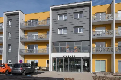 Résidence DOMITYS - L'Athénée Hôtels à proximité de : IUT de Rouen
