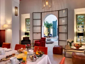 Riad Antara