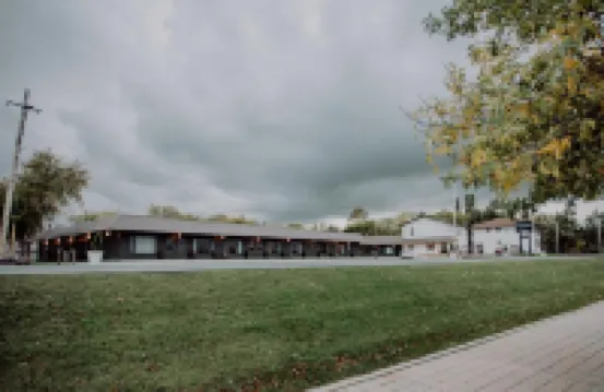 The Bayview Motel - Fort Frances, on - Lakeside Motel